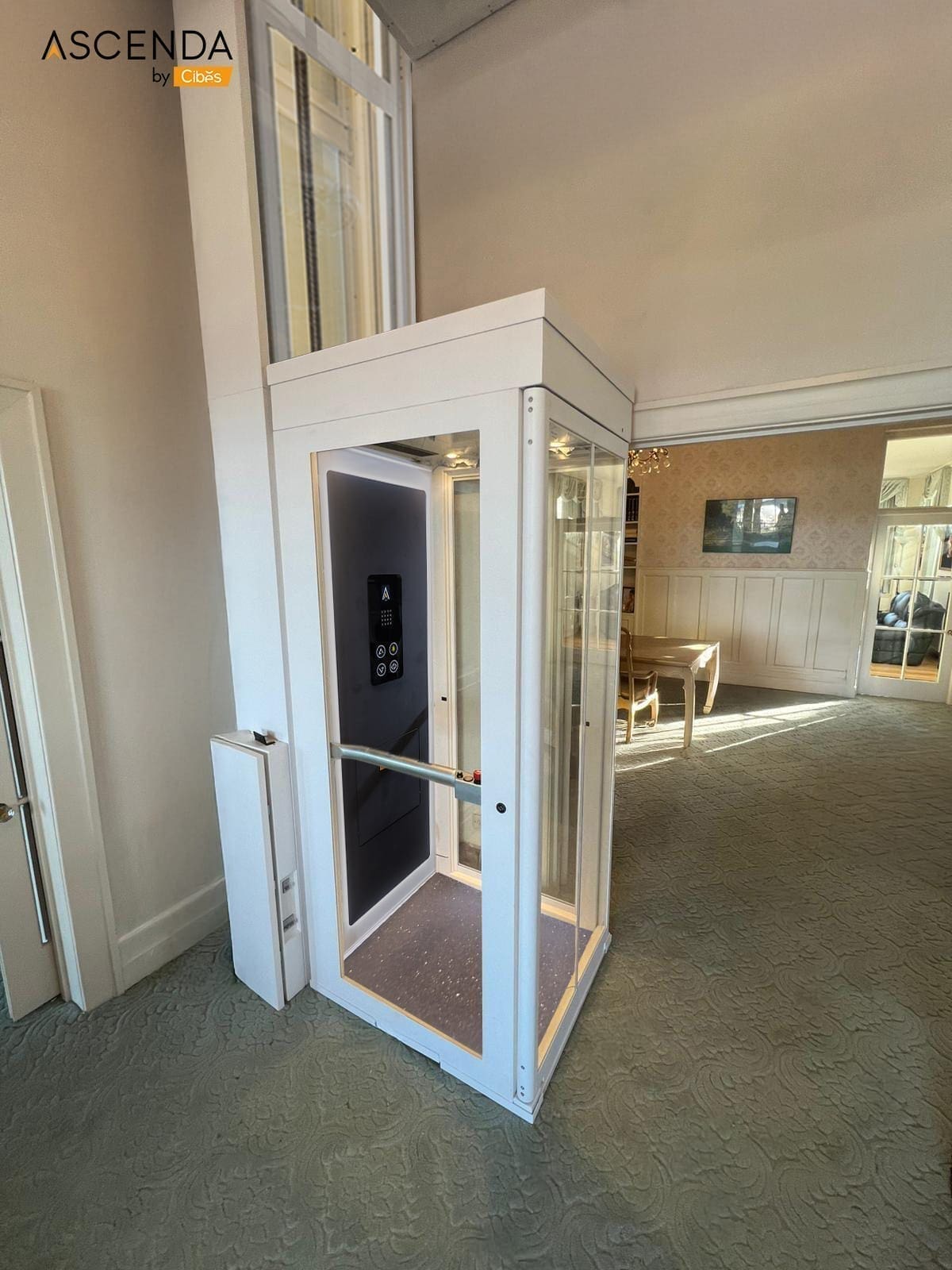 Ascenda M 838 x 1290 Home elevator 1
