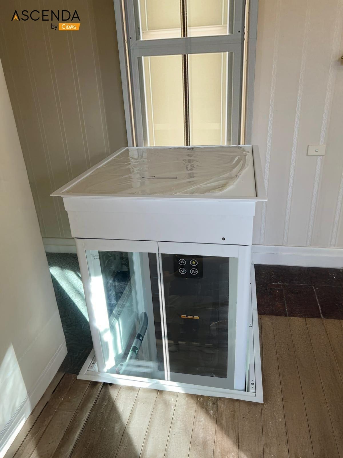 Ascenda M 838 x 1290 Home elevator 3